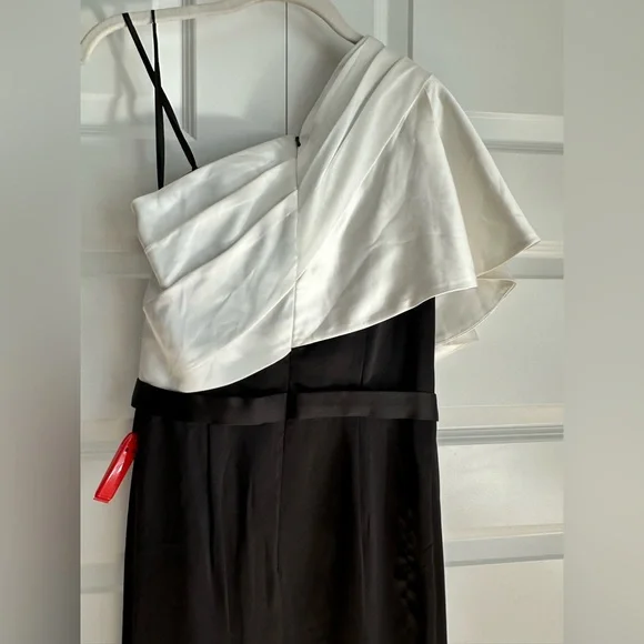 Mac Duggal Two Toned Ruffled One Shoulder Gown‎ Dress- NWT - Picture 9 of 11